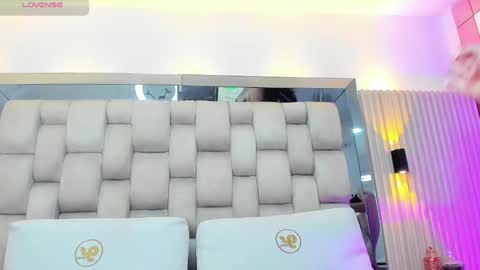 ashlyn online show from February 23, 2025, 7:28 pm