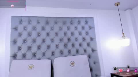 ashlyn online show from December 4, 2025, 8:39 pm