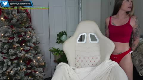 Ashlyndiamond online show from December 23, 2024, 10:23 pm