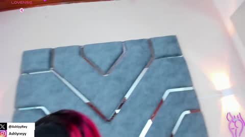 Ashly  online show from December 31, 2024, 7:07 pm