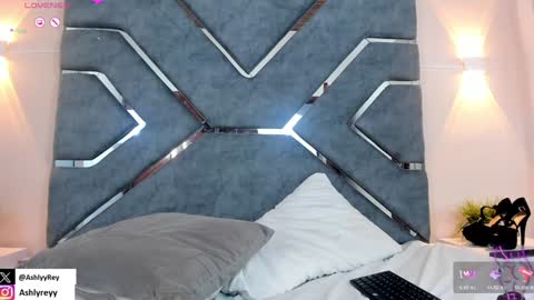 Ashly  online show from January 30, 2025, 10:41 pm