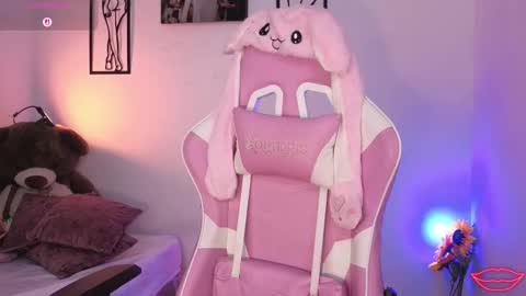 Ashly  online show from February 28, 2026, 7:04 pm