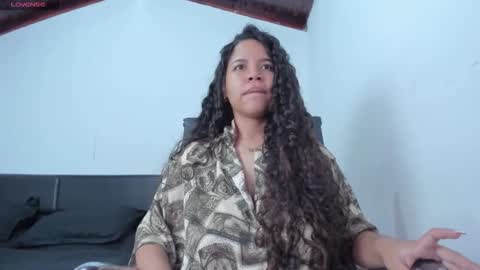 ashlyviper77 online show from November 24, 2025, 8:41 pm