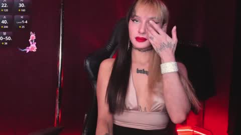 Mila online show from February 5, 2025, 11:44 am