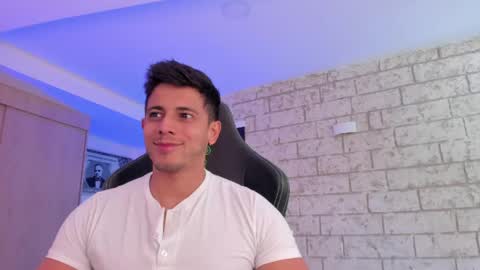 my name real is camilo online show from April 22, 2026, 5:25 pm