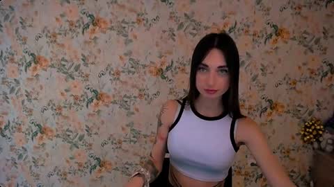 asia_n_ online show from February 13, 2025, 10:44 am