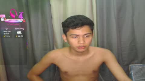 asian_ainsley69 online show from December 15, 2025, 12:31 pm