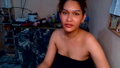 Snapshot of asian_glamm chatting on May 28, 2026, 5:32 pm ANITA online show from May 28, 2026, 5:32 pm