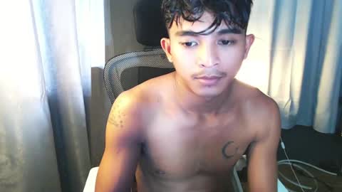 Snapshot of asian_hunk_moreno chatting on July 20, 2026, 6:17 am Yuri online show from July 20, 2026, 6:17 am