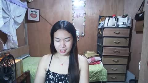 asian_llory online show from October 9, 2025, 7:28 am