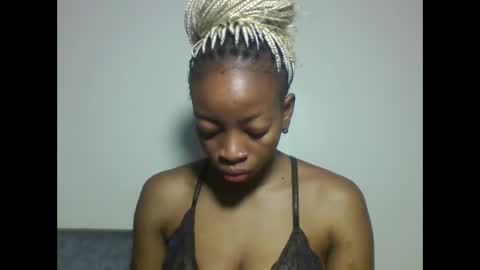 Asia online show from November 10, 2025, 2:10 am