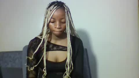 Asia online show from November 22, 2025, 6:40 pm