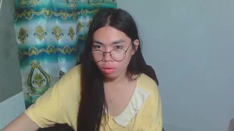 Rhean online show from March 2, 2025, 10:38 pm