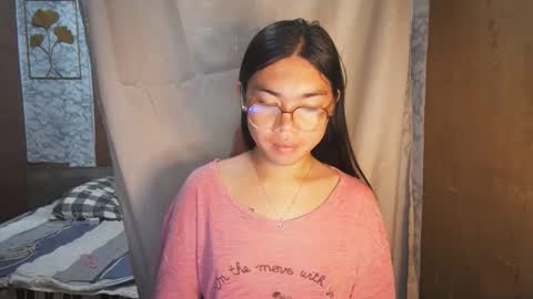 Rhean online show from December 2, 2025, 11:00 pm