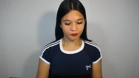 Yan online show from April 19, 2026, 4:06 pm