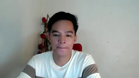 Snapshot of asianash18 chatting on April 15, 2026, 12:45 pm ASH online show from April 15, 2026, 12:45 pm