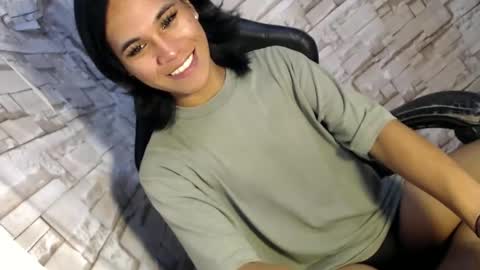 asianblk_barbiedoll online show from February 7, 2025, 12:17 pm