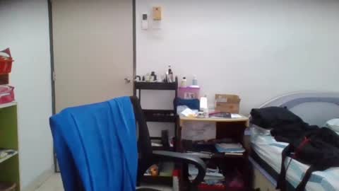 asianboychinese online show from December 25, 2024, 1:42 am