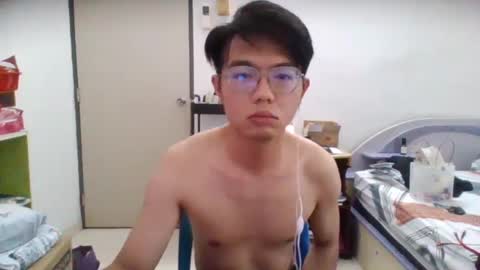 asianboychinese online show from January 12, 2025, 1:00 am