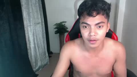 Fev online show from October 25, 2025, 10:37 pm