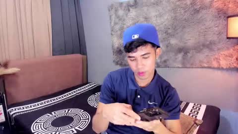 asiancum_peter online show from October 12, 2025, 1:26 am