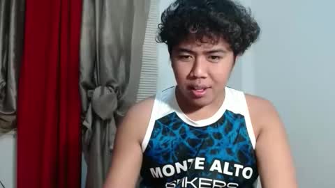 asianharddick00 online show from May 25, 2026, 4:24 pm