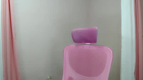 PRINCESS online show from March 3, 2026, 7:03 am