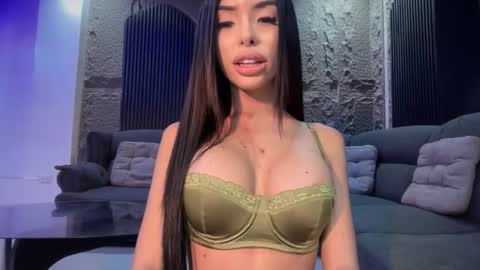 asianhugecockcindy online show from December 18, 2025, 11:22 pm