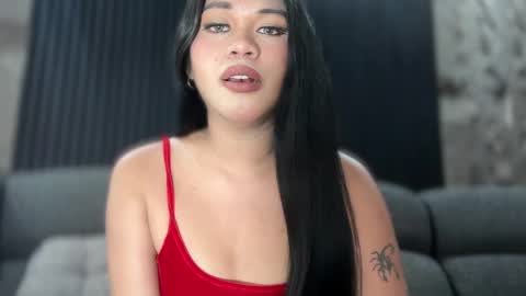 JULIA online show from April 8, 2026, 6:35 am