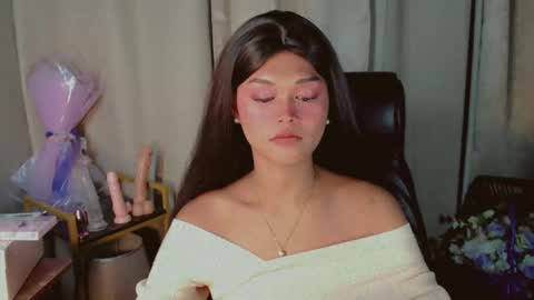 Kianna online show from March 22, 2026, 2:42 pm