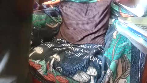 John online show from November 7, 2025, 12:49 pm