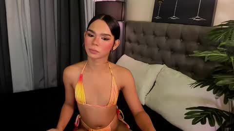 asianpetiteprincess online show from November 20, 2025, 6:18 pm