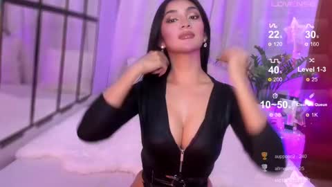 Miss Nia online show from December 23, 2024, 9:29 pm