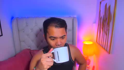 Zero online show from February 8, 2025, 7:04 am