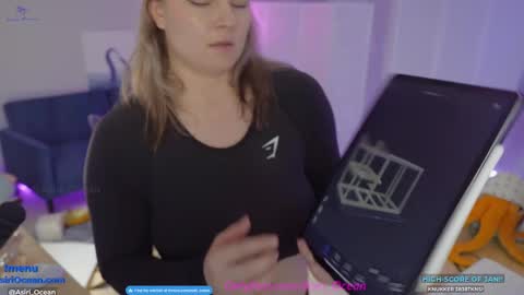 Asiri   pronounced Ah-siri Please no nicknames   3 online show from January 24, 2025, 8:54 pm