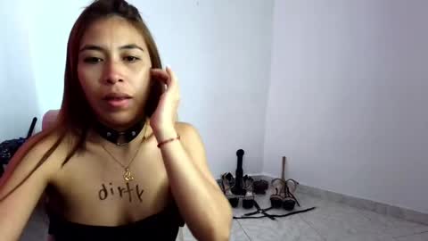 Snapshot of asiri_smith chatting on June 8, 2026, 12:38 pm Asiri online show from June 8, 2026, 12:38 pm