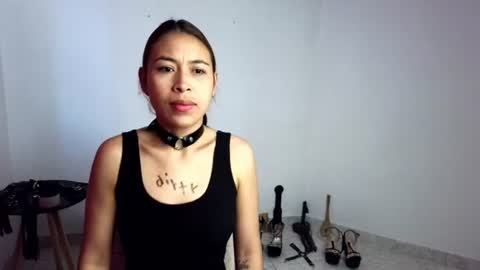 Snapshot of asiri_smith chatting on June 11, 2026, 10:57 am Asiri online show from June 11, 2026, 10:57 am