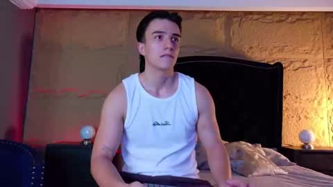 Snapshot of aslanfox_ chatting on June 9, 2026, 2:23 am Aslan online show from June 9, 2026, 2:23 am