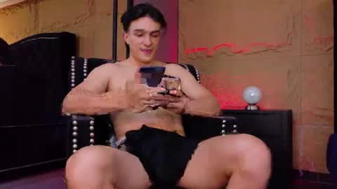 Snapshot of aslanfox_ chatting on July 15, 2026, 12:49 am Aslan online show from July 15, 2026, 12:49 am