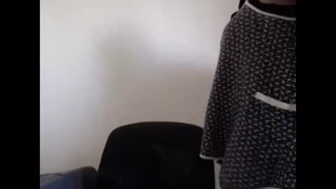 aslanne online show from April 14, 2026, 4:51 am