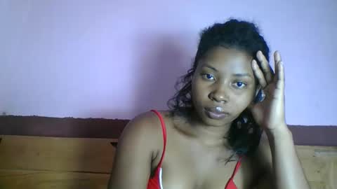 asmiraa online show from March 6, 2026, 11:23 pm