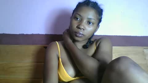 asmiraa online show from March 14, 2026, 8:03 pm