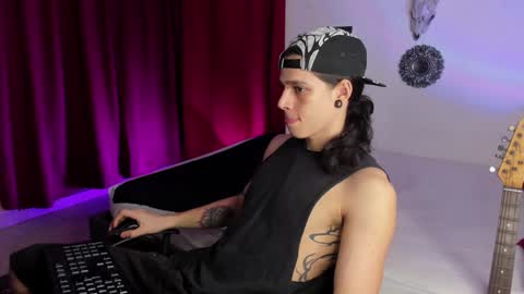 Snapshot of asmodeuszz chatting on January 20, 2025, 5:26 am asmodeuszz online show from January 20, 2025, 5:26 am