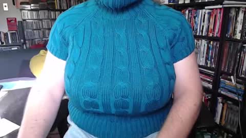 Aspen Vale online show from September 21, 2025, 8:10 pm