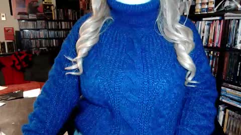 Aspen Vale online show from November 24, 2025, 10:53 pm