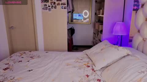 Ashley online show from November 22, 2025, 10:20 pm