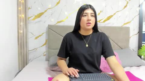 Asshley online show from February 4, 2026, 10:58 pm