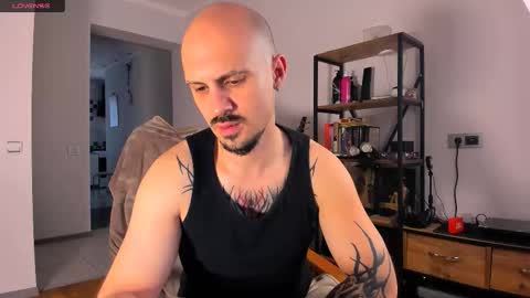 Snapshot of asshunter4k chatting on October 30, 2025, 9:22 am asshunter4k online show from October 30, 2025, 9:22 am