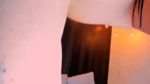 Snapshot of asshunter4k chatting on December 19, 2025, 2:46 pm asshunter4k online show from December 19, 2025, 2:46 pm