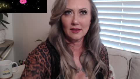 ASSleigh Abbott online show from January 24, 2025, 6:35 pm